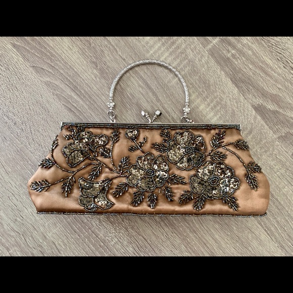 Vintage Beaded Purse - Picture 7 of 9